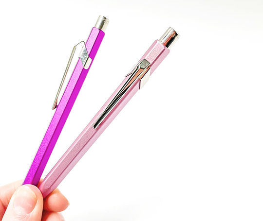 Caran d'Ache - Stylo-bille Colormat-X - Rose