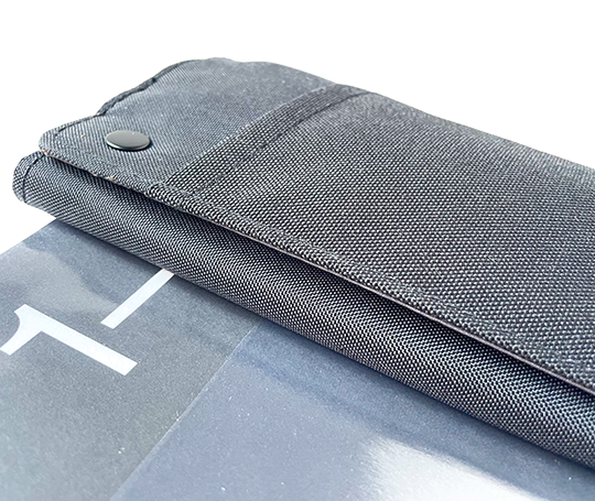 Trousse noire rectangulaire plate à pressions