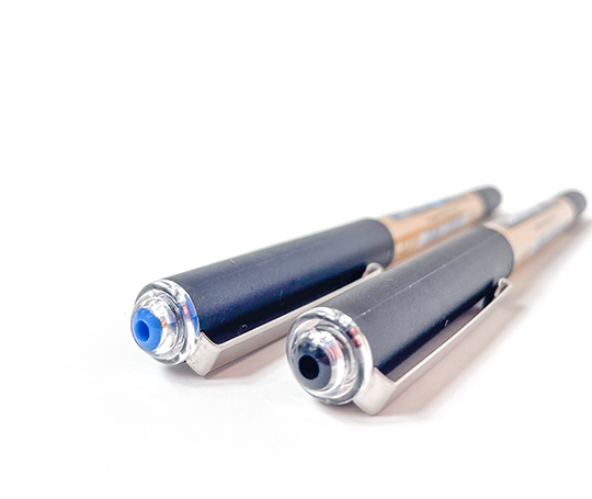 Uni-ball - roller Eye Broad 1 mm - Noir