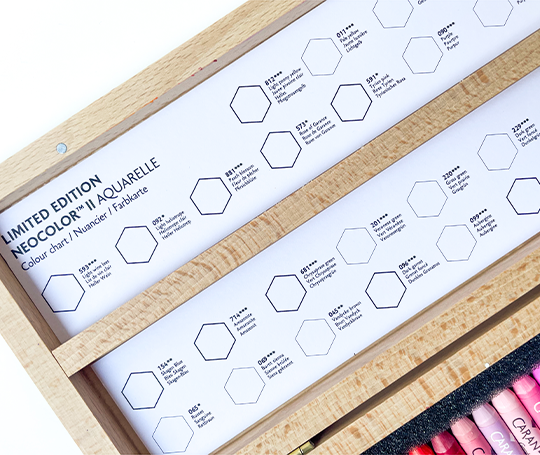 Caran d'Ache - Coffret en bois 50 pastels NEOCOLOR II Aquarelle