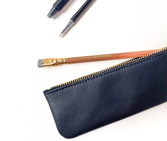 Plumier plat en cuir