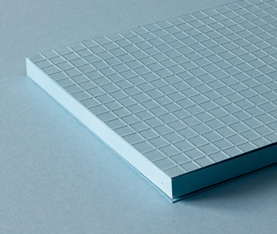 Carnet cousu main Martina à couverture gaufrée - Celeste