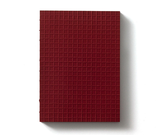 Carnet cousu main Martina à couverture gaufrée - Cherry