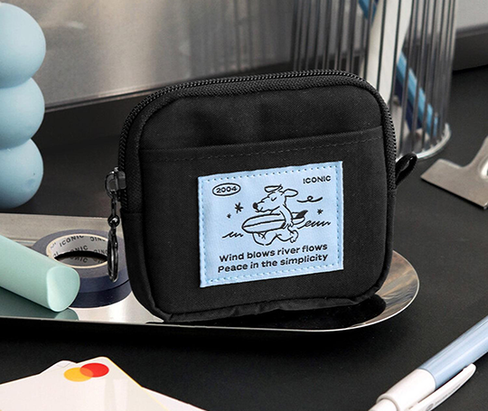 Petite pochette à tirette