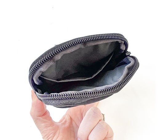 Petite pochette à tirette