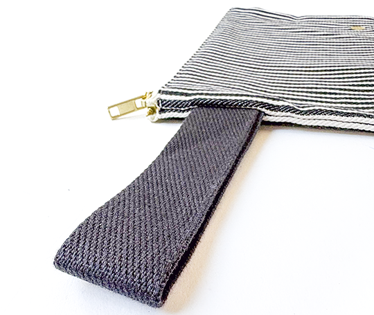 Pochette allongée en coton avec anse noire - Basile
