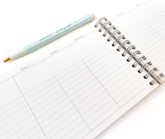 Planner non-daté avec vues mensuelles et hebdomadaires