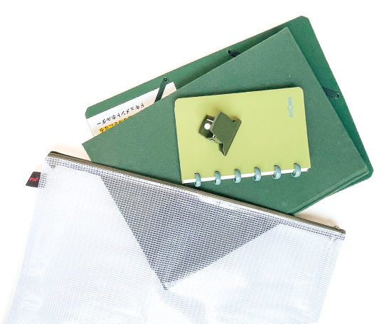 Pochette B4 à tirette vert kaki