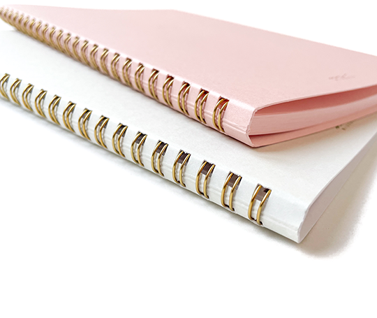Midori - carnet à spirales à papier rose Dot Grid