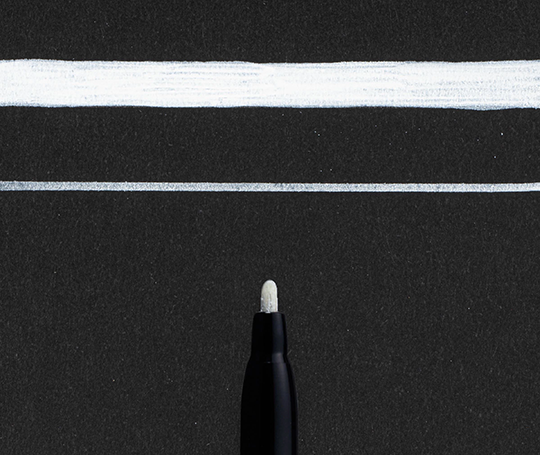 Feutre permanent Pen-Touch - Blanc