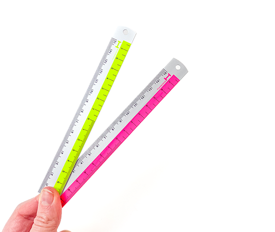 Règle en aluminium de 15 cm