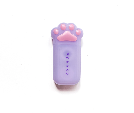 Tape correcteur en forme de patte de chat