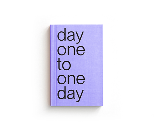 2026 Planner "day one to one day" - Berry milk