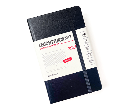 Leuchtturm - agenda 2026 A6 - rigide 1 jour/page - Black