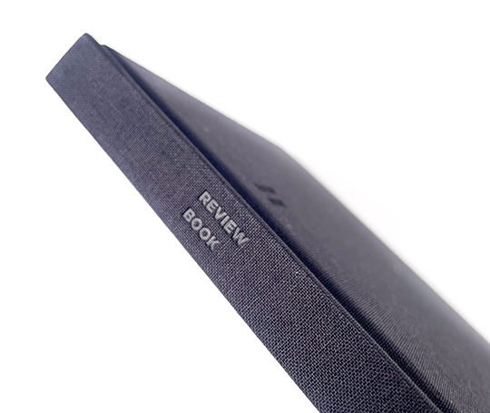 Review book toilé