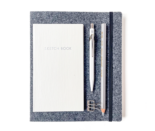 Petit carnet à couverture rigide Sketch Book