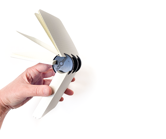 Atoma - anneau en plastique 40 mm - Noir