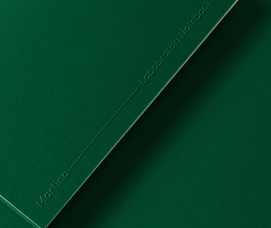 Carnet cousu main Martina à couverture gaufrée - Forest