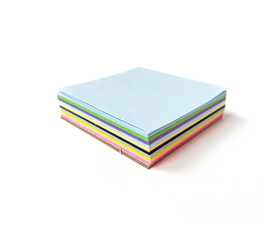 100 Mini feuilles de papier origami - 5x5 cm