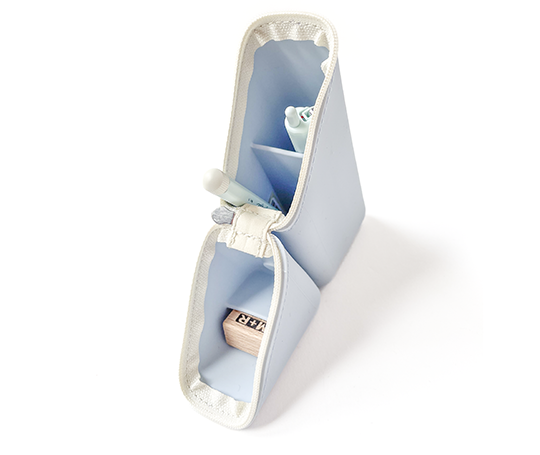 Trousse triangle Kakusta Slim en silicone - Bleu ciel