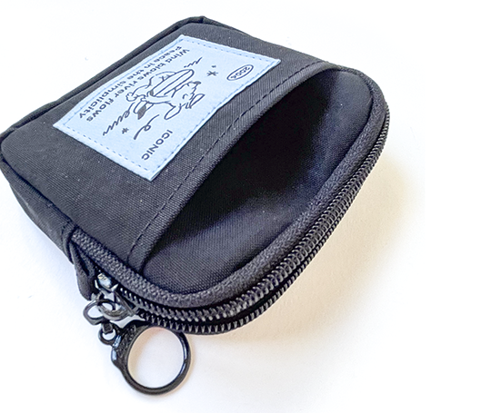 Petite pochette à tirette