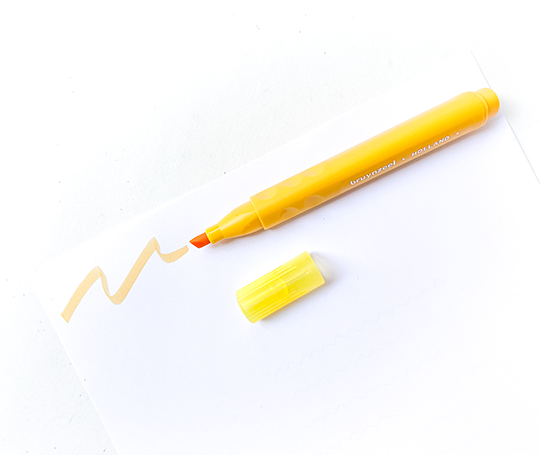 Gros surligneur fluo aux tons pastel