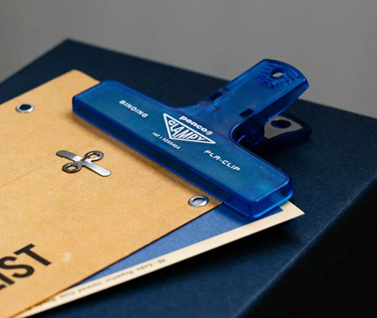Penco - pince en plastique Clampy Pla-clip - bleu transparent
