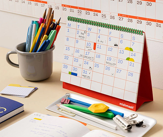 Mishmash - calendrier de bureau 2027