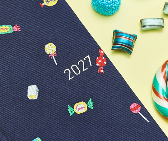 Hobonichi Techo Weeks Mega Agenda 2027 - Candy Dream